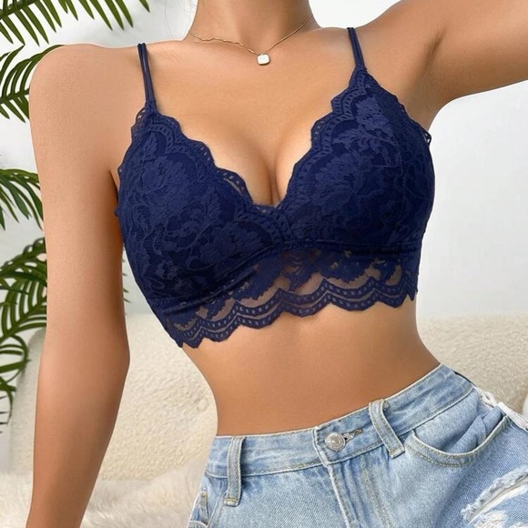 Boho floral lace scallop hem bralette - Picture 4 of 16